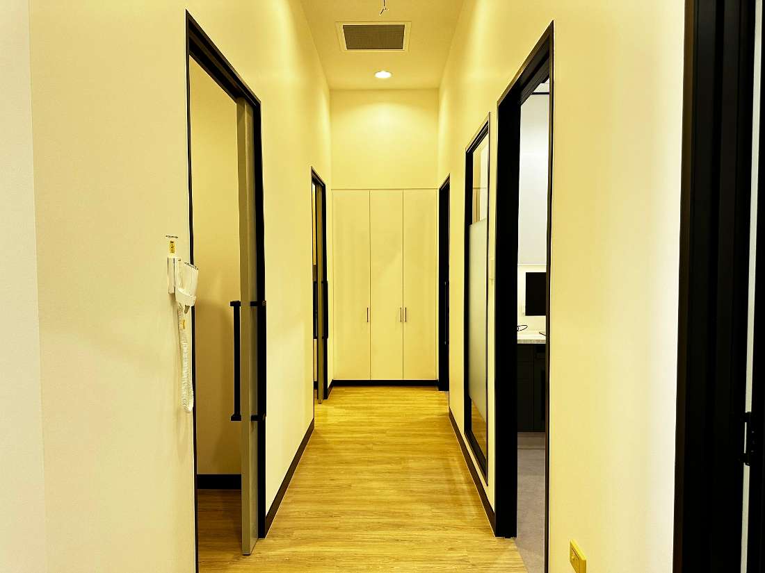 Logan Reserve Dental Hallway